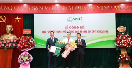 VNU-Le-cong-bo-QD-bo-nhiem-nhan-su-lanh-dao-21