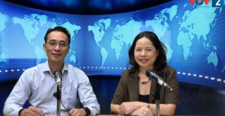 z7041580713458_de6c739fcd8760dd1663afe14d4b0c8d