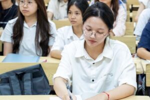 1762224145-dnggs-width1390height1184