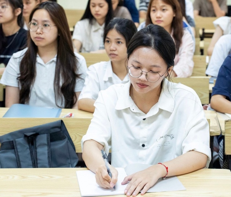 THÔNG BÁO TUYỂN SINH ĐÀO TẠO TIẾN SĨ ĐỢT 2 NĂM 2025