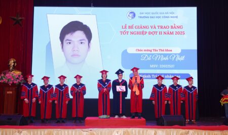 Thủ khoa tốt nghiệp sớm Đỗ Minh Nhật: Thử thách bản thân từ lớp tiến trình đào tạo tích cực ngành Trí tuệ nhân tạo