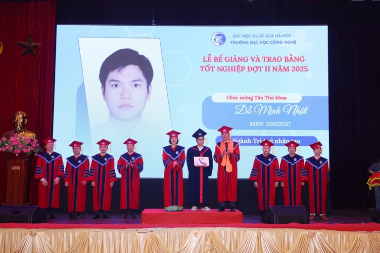 Thủ khoa tốt nghiệp sớm Đỗ Minh Nhật: Thử thách bản thân từ lớp tiến trình đào tạo tích cực ngành Trí tuệ nhân tạo
